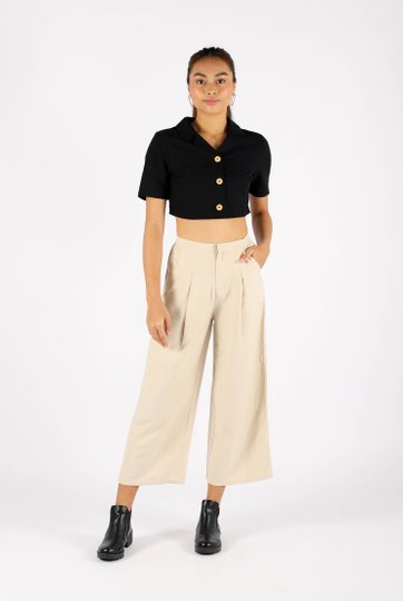 Kalie Buttoned Cropped Top